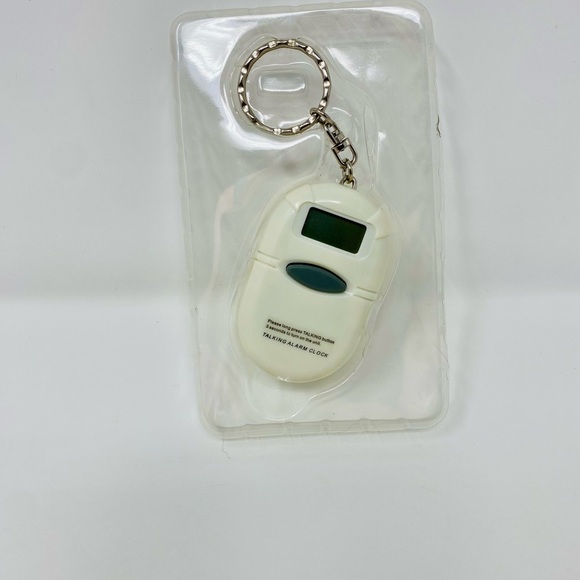 Bundle of 3 Small Electronics/Gadgets - Picture 6 of 6